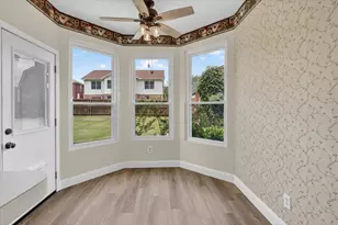 211 Milton Dr, Arlington, TX 76002 - Photo 11