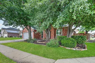 211 Milton Dr, Arlington, TX 76002 - Photo 3