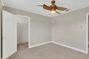 211 Milton Dr, Arlington, TX 76002 - Photo 25