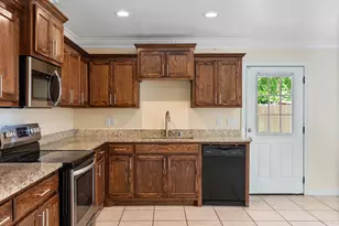 1203 S 1st St, Sherman, TX 75090 - Photo 7