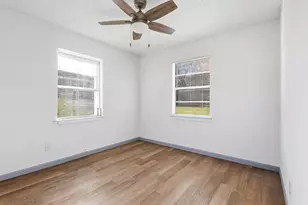 916 8th St NW, Paris, TX 75460 - Photo 25