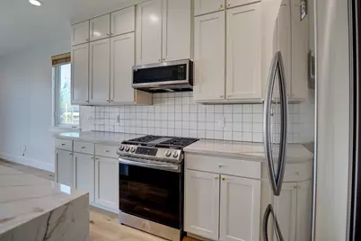 183 S Prairie Avenue, Dallas, TX 75226 - Photo 13