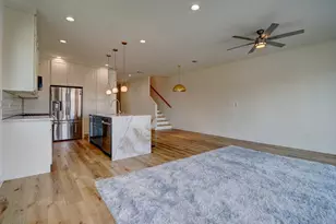 183 S Prairie Ave, Dallas, TX 75226 - Photo 27