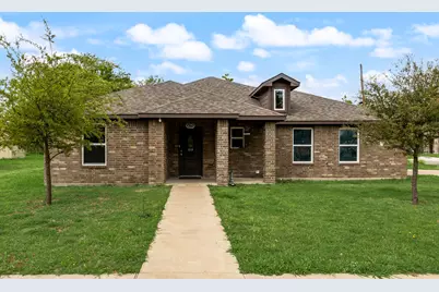 600 Saint Luke Street, Terrell, TX 75160 - Photo 3