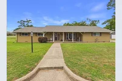 409 N Elm Street, Frankston, TX 75763 - Photo 1