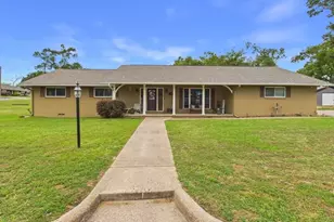 409 N Elm St, Frankston, TX 75763 - Photo 1