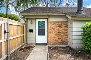 1108 W Houston St, Sherman, TX 75092 - Photo 1