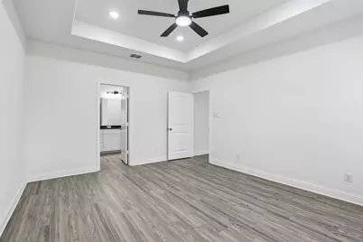 2611 Hunting Drive, Fort Worth, TX 76119 - Photo 9