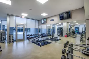 2900 McKinnon St, Dallas, TX 75201 - Photo 33