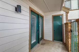 2300 Bamboo Dr, Arlington, TX 76006 - Photo 3