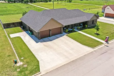 820 Fleitman Drive, Muenster, TX 76252 - Photo 33