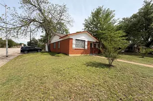 1701 Warren Ln, Fort Worth, TX 76112 - Photo 3