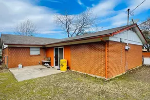 1701 Warren Ln, Fort Worth, TX 76112 - Photo 23