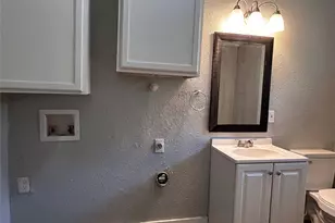 615 S Throckmorton St, Sherman, TX 75090 - Photo 15