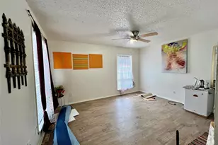 919 S Weatherred Dr, Richardson, TX 75080 - Photo 11