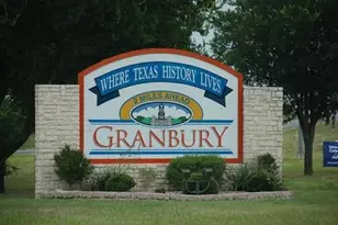 820 Ports O Call Dr, Granbury, TX 76048 - Photo 31