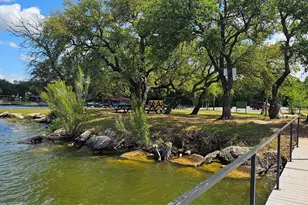 820 Ports O Call Dr, Granbury, TX 76048 - Photo 23