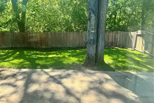 2301 Holly Dr, Euless, TX 76039 - Photo 23