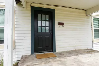 1281 Swan Street, Stephenville, TX 76401 - Photo 3