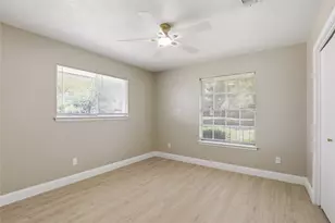 1910 Green Meadow Ct, Arlington, TX 76013 - Photo 15