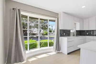 1910 Green Meadow Court, Arlington, TX 76013 - Photo 9