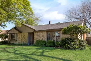 708 Shady Creek Trail, Mesquite, TX 75150 - Photo 3