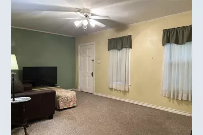 421 S 8th Avenue, Teague, TX 75860 - Photo 23