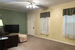 421 S 8th Ave, Teague, TX 75860 - Photo 23