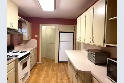 421 S 8th Avenue, Teague, TX 75860 - Photo 13