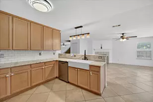 2540 Blue Myrtle Way, Dallas, TX 75212 - Photo 13