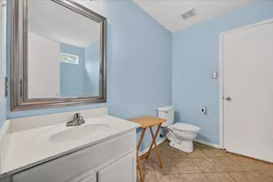 2540 Blue Myrtle Way, Dallas, TX 75212 - Photo 17