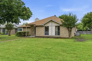 1506 Springaire Ln, Lewisville, TX 75077 - Photo 3