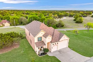 42176 Augusta Dr, Whitney, TX 76692 - Photo 3