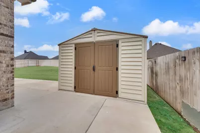 1424 Silent Springs Drive, Fort Worth, TX 76052 - Photo 37