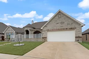 1424 Silent Springs Dr, Fort Worth, TX 76052 - Photo 3