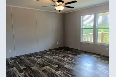 660 Woodhaven Drive, Springtown, TX 76082 - Photo 9