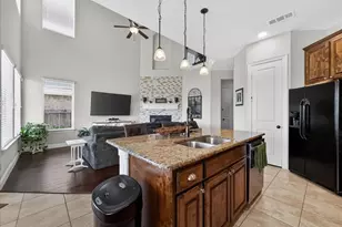 1501 Biltmore Dr, Garland, TX 75040 - Photo 9