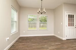 405 Titus Dr, Springtown, TX 76082 - Photo 15