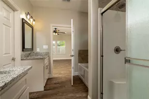 405 Titus Dr, Springtown, TX 76082 - Photo 31