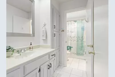 1920 Avignon Court, Carrollton, TX 75007 - Photo 21