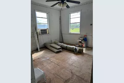 202 N 1st Street, Point, TX 75472 - Photo 3
