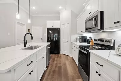 7701 Scott Lane, Greenville, TX 75402 - Photo 9