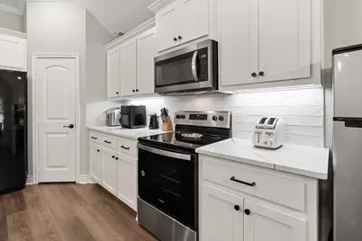 7701 Scott Lane, Greenville, TX 75402 - Photo 11