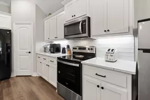 7701 Scott Ln, Greenville, TX 75402 - Photo 11