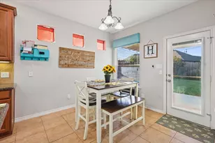 868 Valley Ridge Rd, Burleson, TX 76028 - Photo 13