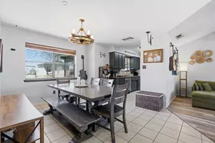 4041 Country Meadows Cir, Granbury, TX 76049 - Photo 5