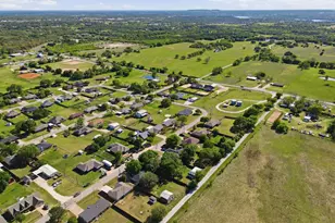 4041 Country Meadows Cir, Granbury, TX 76049 - Photo 23