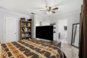 4041 Country Meadows Cir, Granbury, TX 76049 - Photo 9