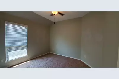 929 Lake Woodland Drive, Little Elm, TX 75068 - Photo 9