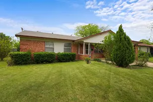 505 Lawson Dr, Garland, TX 75042 - Photo 5